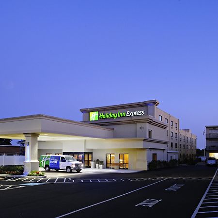 Holiday Inn Express Philadelphia Airport By Ihg Ессінгтон Екстер'єр фото